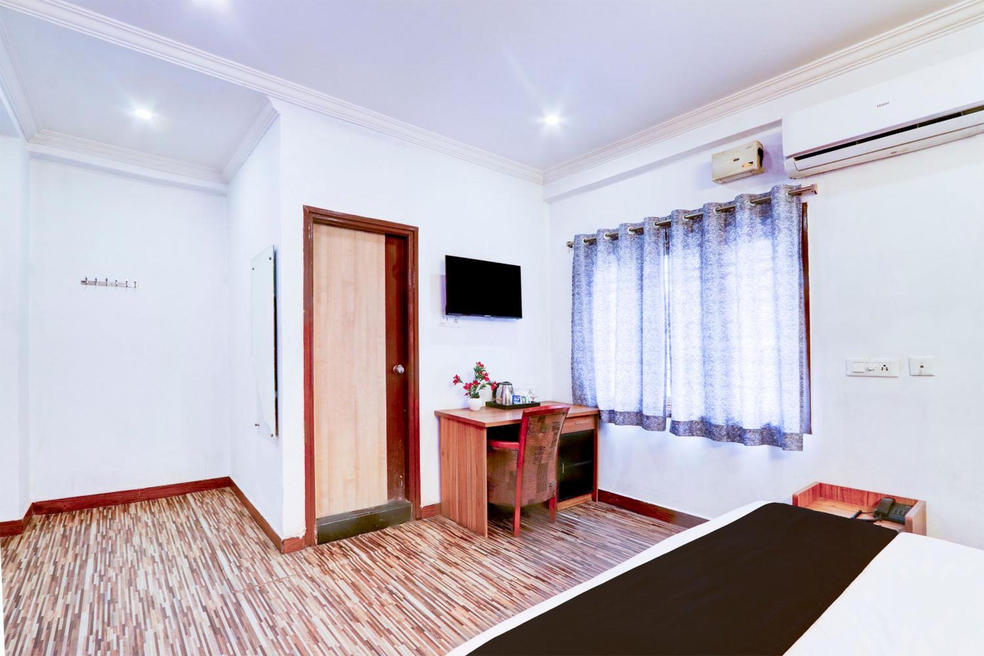 Hotel O Vg Grand Madhapur Exteriör bild