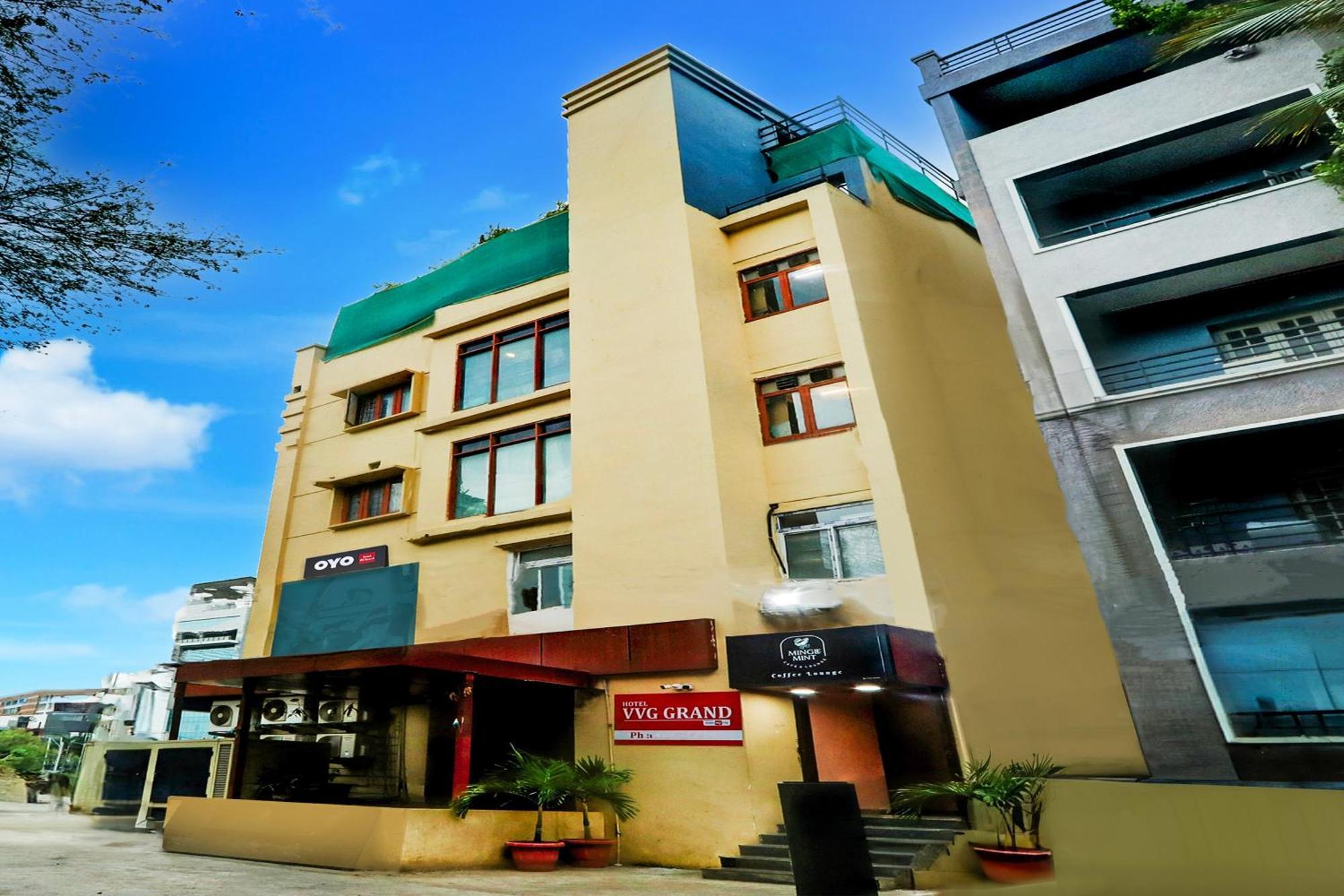 Hotel O Vg Grand Madhapur Exteriör bild